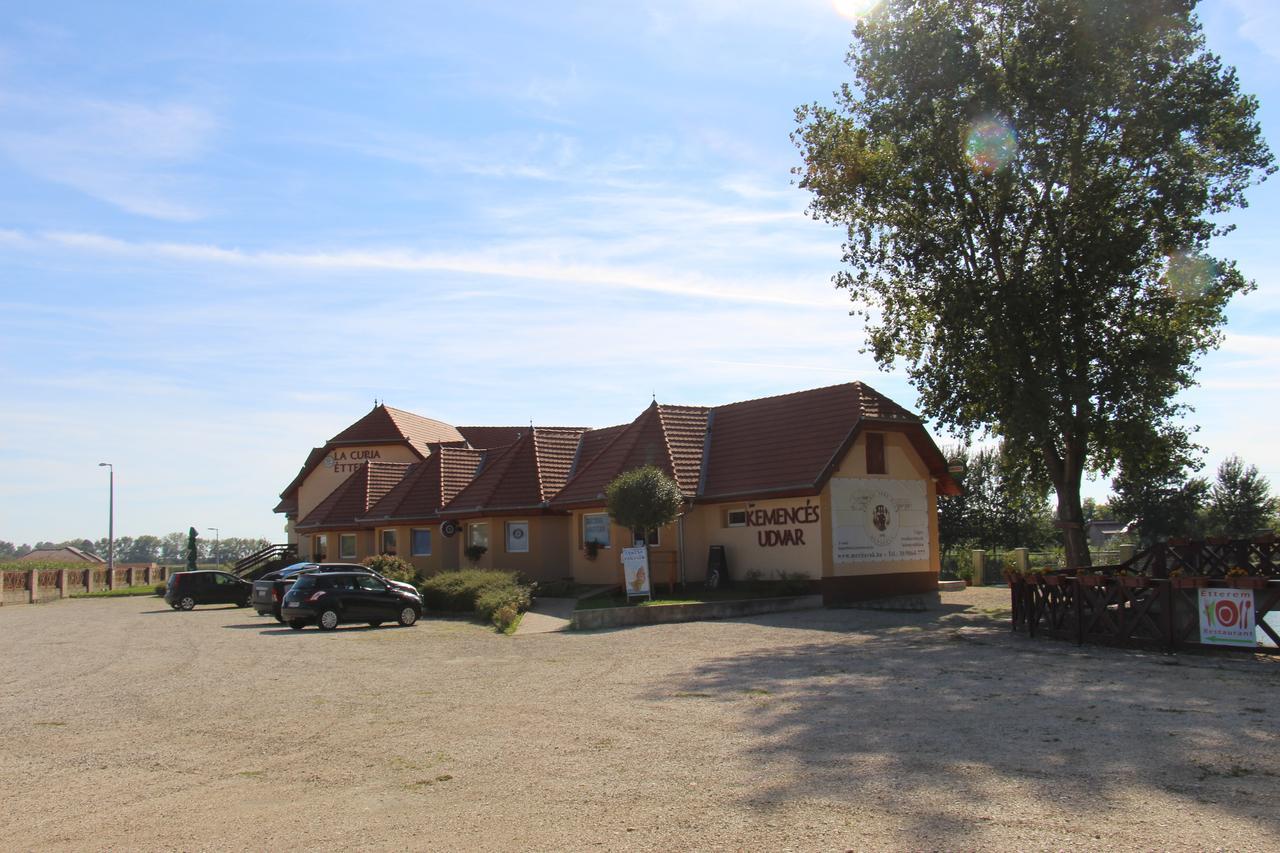 Bed and Breakfast La Curia Panzio Dunaszeg Zewnętrze zdjęcie
